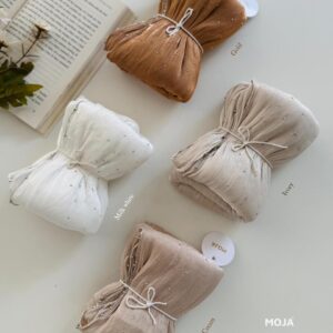 MOJA Shimmer Dew Drops with Silver Chain